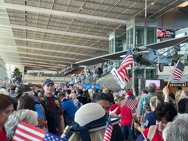 Honor Flight welcome home.